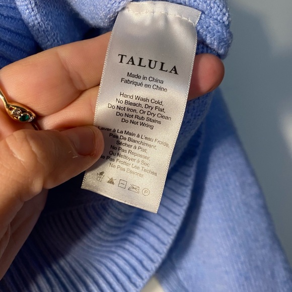 TALULAH||Baby Blue Wool Cropped Sweater, Like New Size Medium - Picture 7 of 7